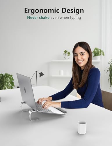 Aluminum laptop riser with wrist rest in silver — photo 4